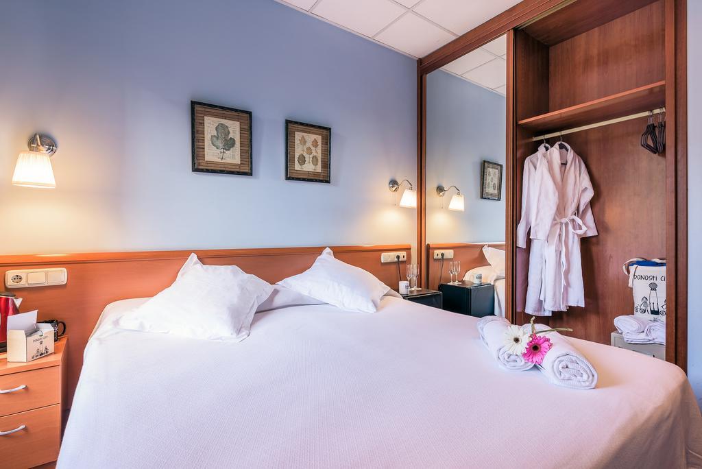 Pension Ab Domini San Sebastian Ngoại thất bức ảnh